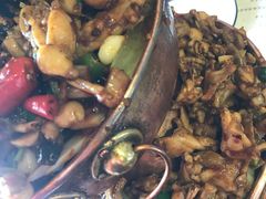 铜锅牛蛙-巴四老城区炭火蛙锅(张江店)