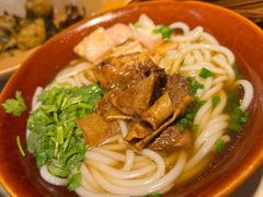 花溪牛肉粉-黔香阁·味(花木店)