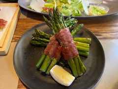 炭烤芦笋-Carbon莫卡哆·意大利复古集市餐厅(杭州大厦店)