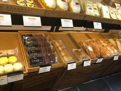 -皇冠幸福里动物奶油生日蛋糕(中山大道二中店)