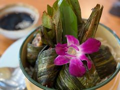 -Chom Cafe and Restaurant