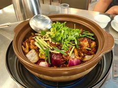 -胡须佬鸡煲四季火锅店(石厦西村直营店)