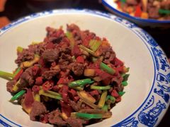 现炒黄牛肉-邻里佬湘(东区店)