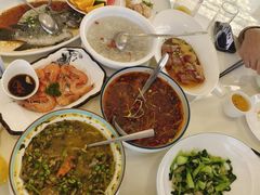 -沪华海鲜大酒楼(南汇店)