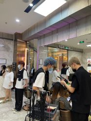 -INSTYLE·SALON