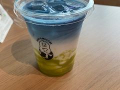 -抱抱地球咖啡馆(国家海洋博物馆店)