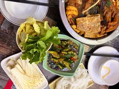 -柳州人田螺鸭脚煲(农院路1店)