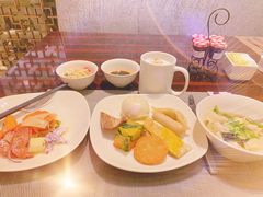 -丽都皇冠假日酒店·Matrix亦餐厅(望京店)