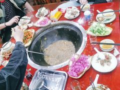 -哈尔滨东北铁锅炖(都督街店)