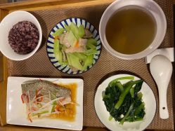 -海豚湾高端月子会所(黄浦店)