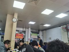 大堂-春雨羊汤店(广开四马路总店)