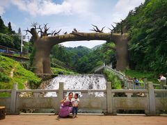 -梅岭月亮湾山体公园