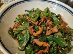 辣椒炒肉-虾小龙老长沙龙虾馆(坡子街店)