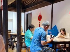 -荣家小吃(紫阳街店)