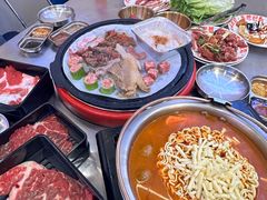 -哈哈碳都·牛肋条无限自助烤肉(宝龙店)