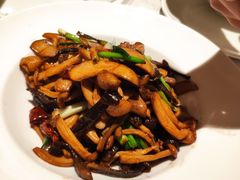 -关东小磨东北菜(漕河泾印象城店)