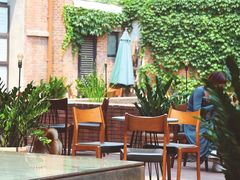 露天位-大酉·M Coffee(北京美术馆店)