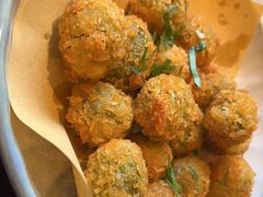 -普朗姆生蚝牛排馆 The Plump Oyster(成都摩方购物中心店)