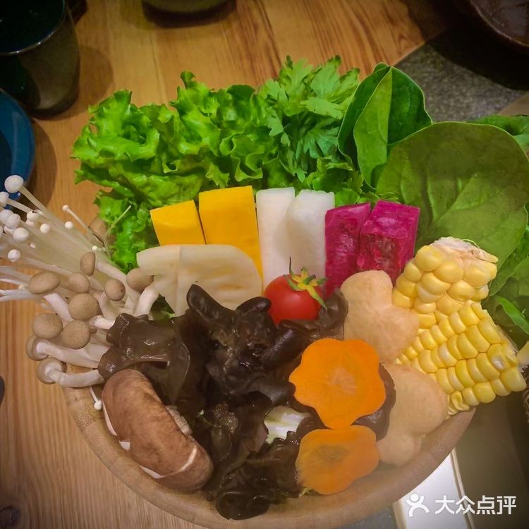 凑凑火锅🍲太火了吧🔥，今天来拔草