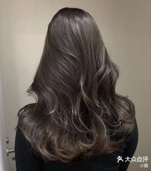 -苑苑发型设计