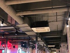 大堂-么肆烤肉·中式自助·烤肉大排档(街道口季佳PAI店)