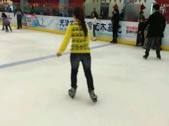 -全明星滑冰俱乐部(万象城店)