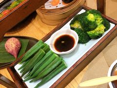 秋葵拼西兰花-珍宝粤赏里(杏坛店)