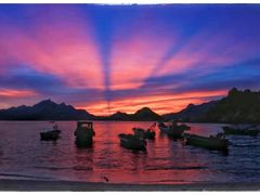 -那琴半岛地质海洋公园