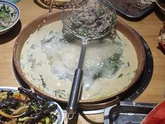 -洱火云南酸菜牛肉火锅(石景山当代商城店)