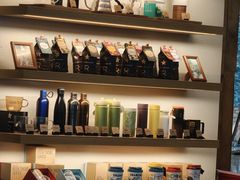 -星巴克臻选(湖滨道店)