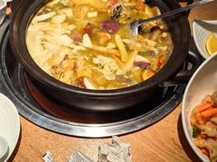 -一朵菌·野生菌探索家火锅(南亚店)