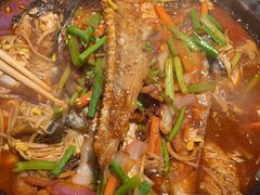 -鸣记脆皮烤鱼·海鲜烤鱼(三八广场店)