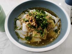 石河子凉皮-董小西的凉皮和椒麻鸡(三元桥店)
