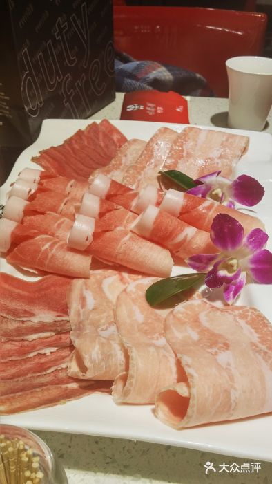 味蜀吾川派老火锅黑猪肉拼盘图片