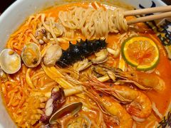-李犟大爆鳝面·手工蟹黄包(湖滨西湖店)
