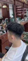 -尼特斯男士发型馆