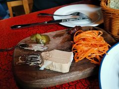鹅肝手握-羽深肉铺 Steak & Wine