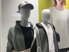 -优衣库(天津鲁能城购物中心店)