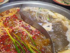 -沸炉重庆老火锅(军事博物馆店)