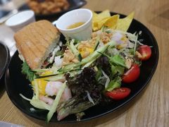 最佳搭配-HELLO 27 意面·沙拉·帕尼尼