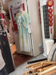 -一揽芳华汉服旗袍体验馆(拙政园店)