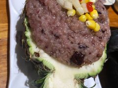 版纳菠萝饭-老滇山寨•云南特色菜•地方菜•民族风情歌舞表演(金碧店)