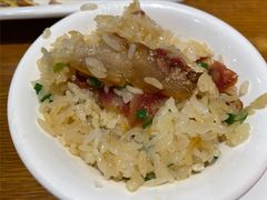 腊肉煲仔饭-周锦记广式餐厅