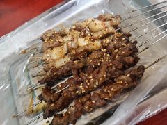 生筋-勃利地摊·勃立小串烧烤