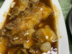 扒胸口-国庆烧麦馆