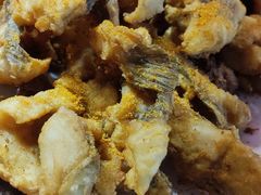 -八次方巴乡石锅鱼·金海湖水库活鱼(谷丰东路店)