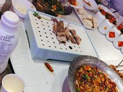 -巴特餐饮6加1音乐餐吧·新疆菜