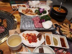 -万兴佳烤肉·长白山老味道(宏泰广场店)