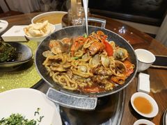 -鹰龙海畔度假酒店(咸祥店)