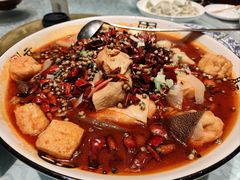 -泉畔人家·老济南经典鲁菜(大明湖店)